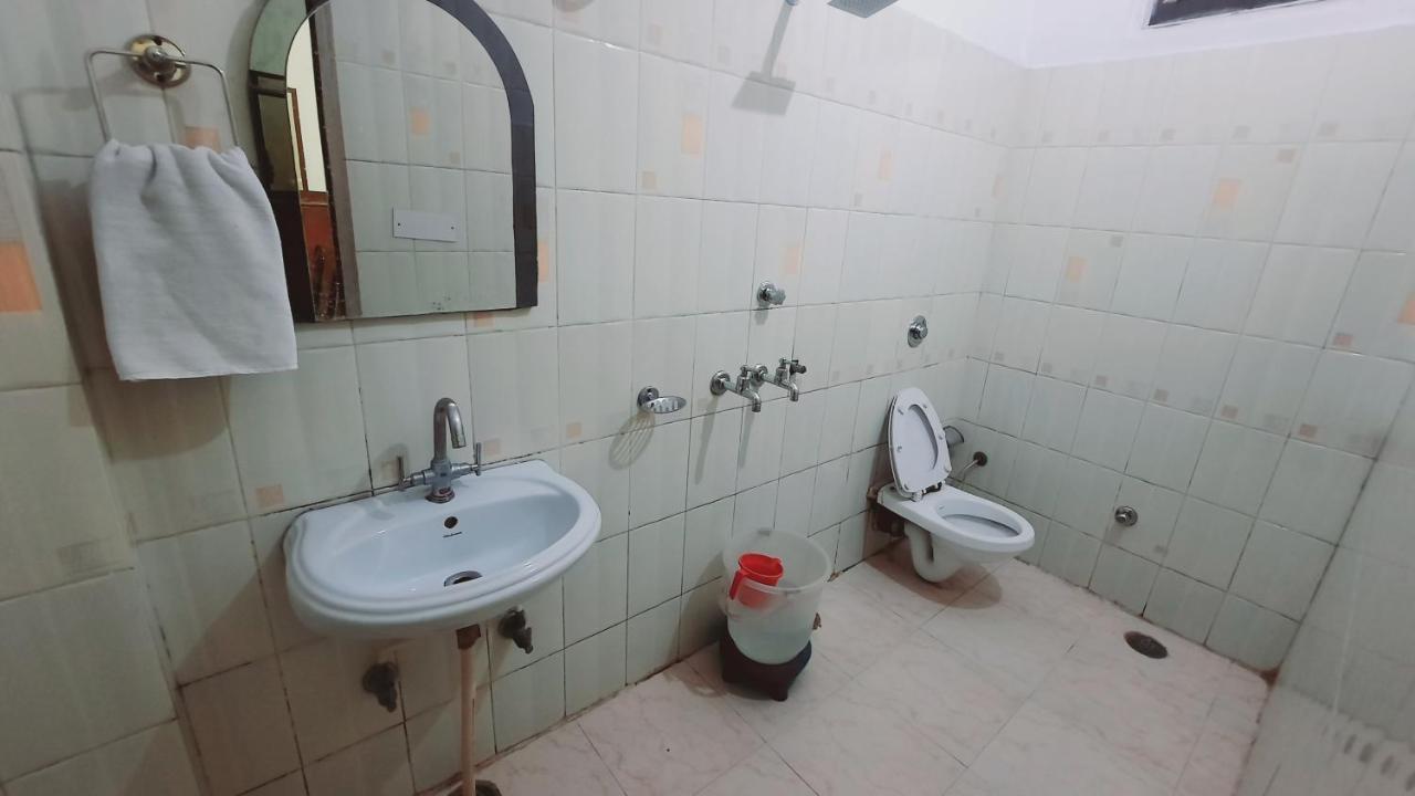Hotel Holiday Inn Paradise Chandīgarh Dış mekan fotoğraf