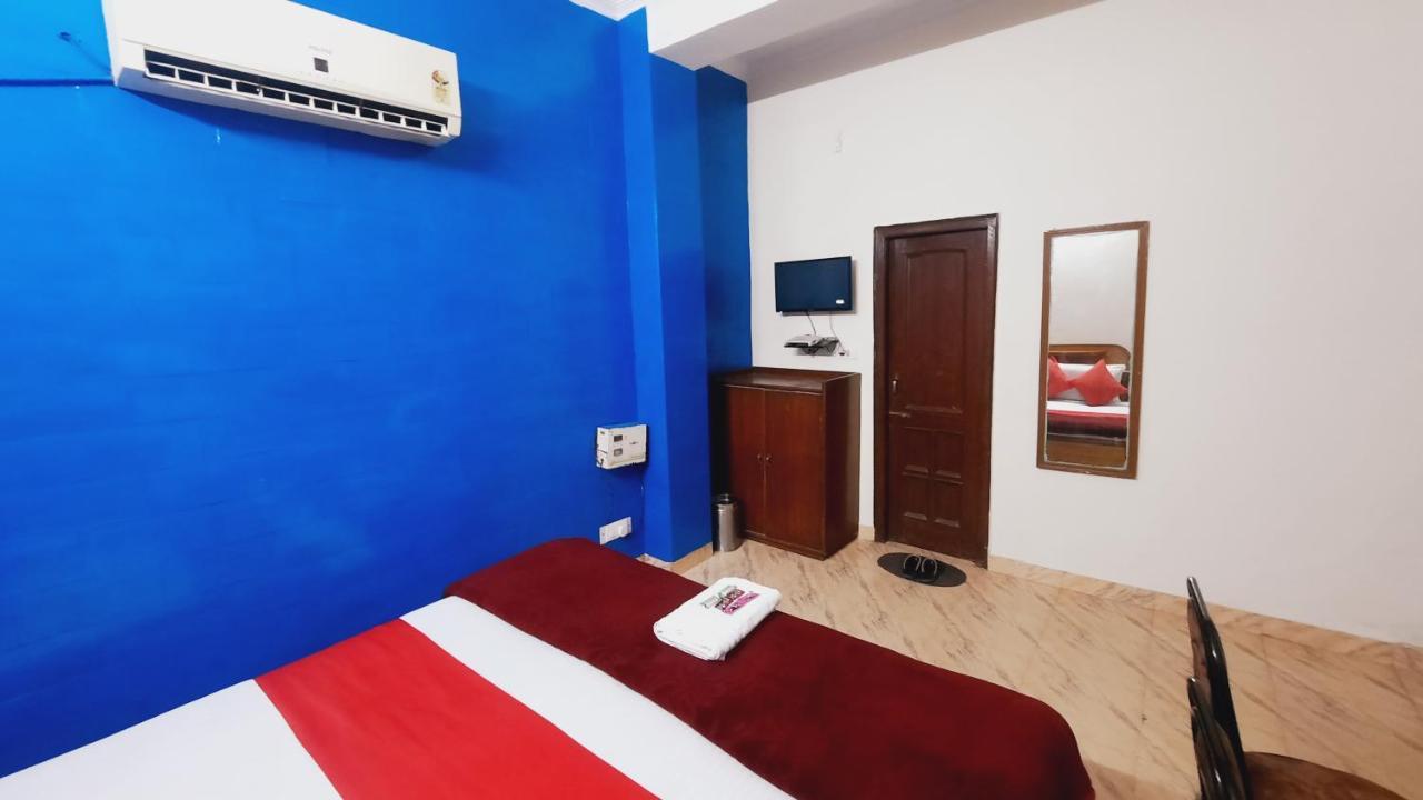 Hotel Holiday Inn Paradise Chandīgarh Dış mekan fotoğraf